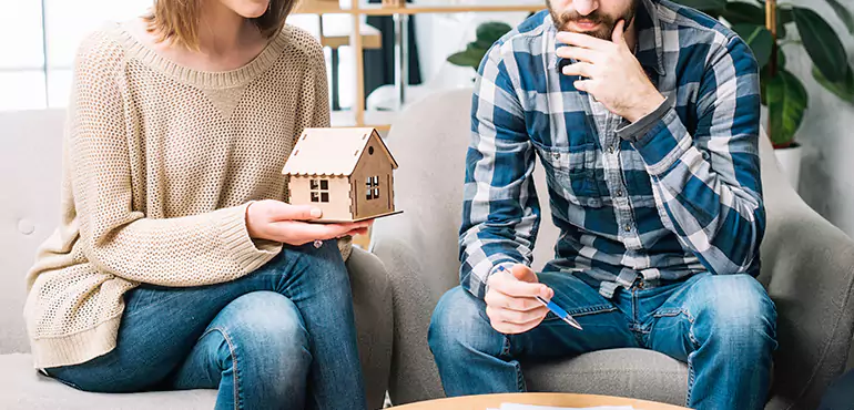 Why Sell Your House During Divorce in Marshfield, WI?