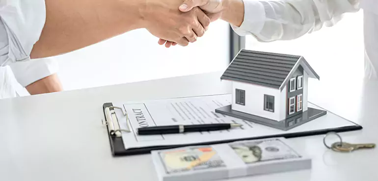 Why Choose Menomonee Falls Home Buyers to Buy Your Home Off Market On Cash in Menomonee Falls, WI?