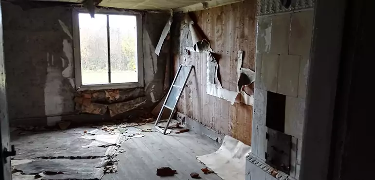 Why Selling a Distressed House Through Traditional Methods Fails in Kimberly