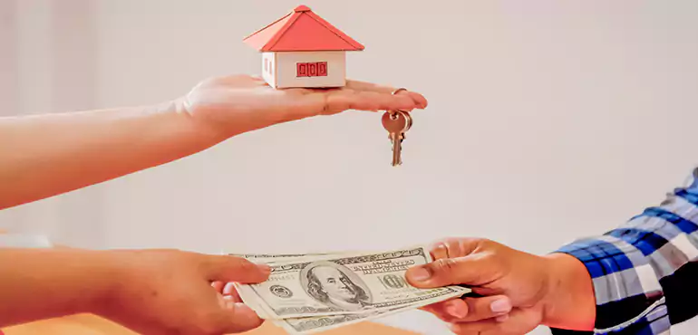 Sell Your House Fast & Avoid the Complications of Bankruptcy in Little Chute, WI