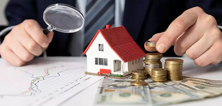 Home Needing Updates in Any Conditions for Cash in Verona, WI