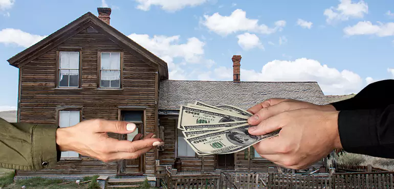 Selling Property Below Market Value in Cedarburg, WI